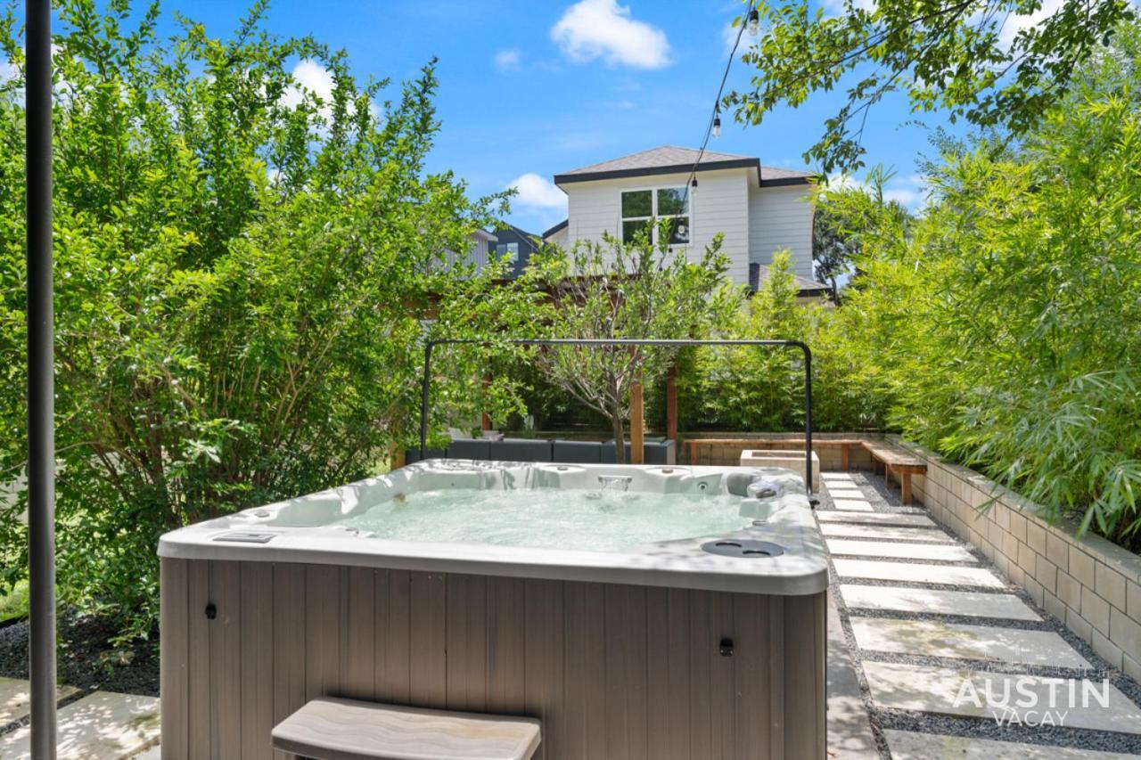 Hot Tub Hideaway An Incredible Hangout Plus Amenities Austin Exterior photo