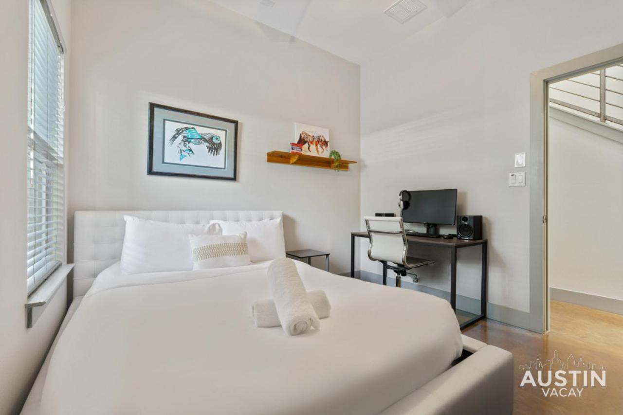 Hot Tub Hideaway An Incredible Hangout Plus Amenities Austin Exterior photo