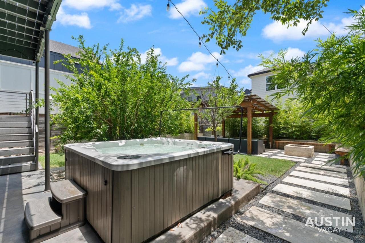 Hot Tub Hideaway An Incredible Hangout Plus Amenities Austin Exterior photo