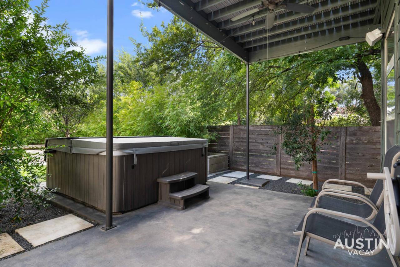 Hot Tub Hideaway An Incredible Hangout Plus Amenities Austin Exterior photo